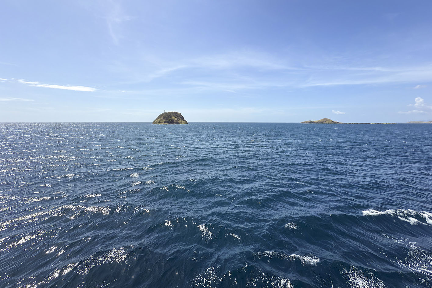 Come arrivare a Sumbawa. Isolette nell'oceano, panorama.